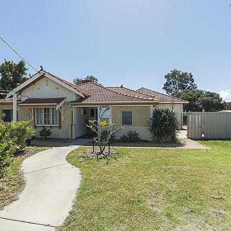 Victoria Park Lodge Perth Buitenkant foto