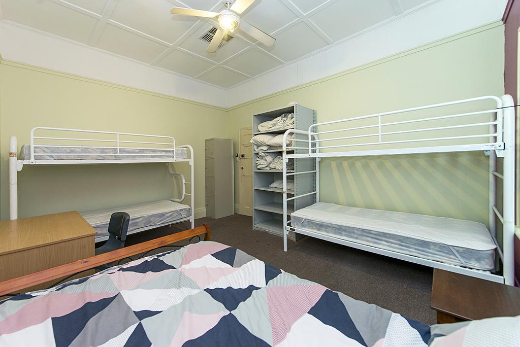 Victoria Park Lodge Perth Buitenkant foto